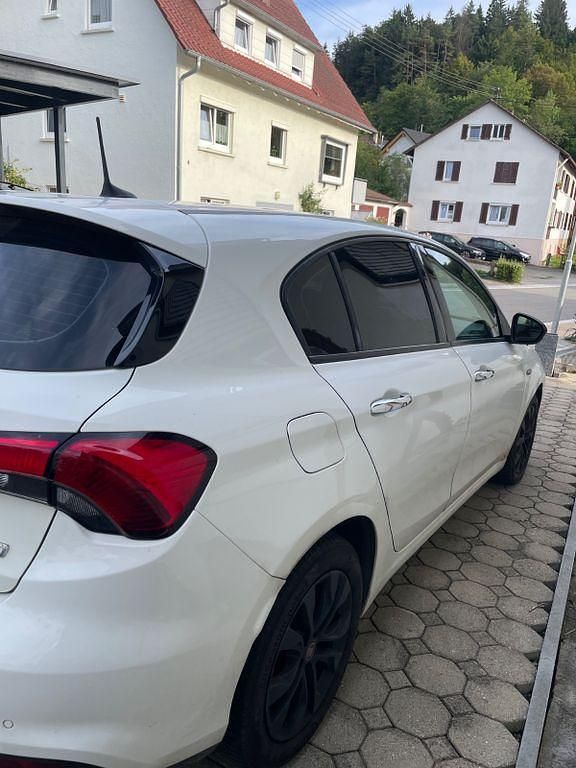 Second-hand Fiat Tipo 120 CP (88 kW) 2017 Alb Berlinǎ