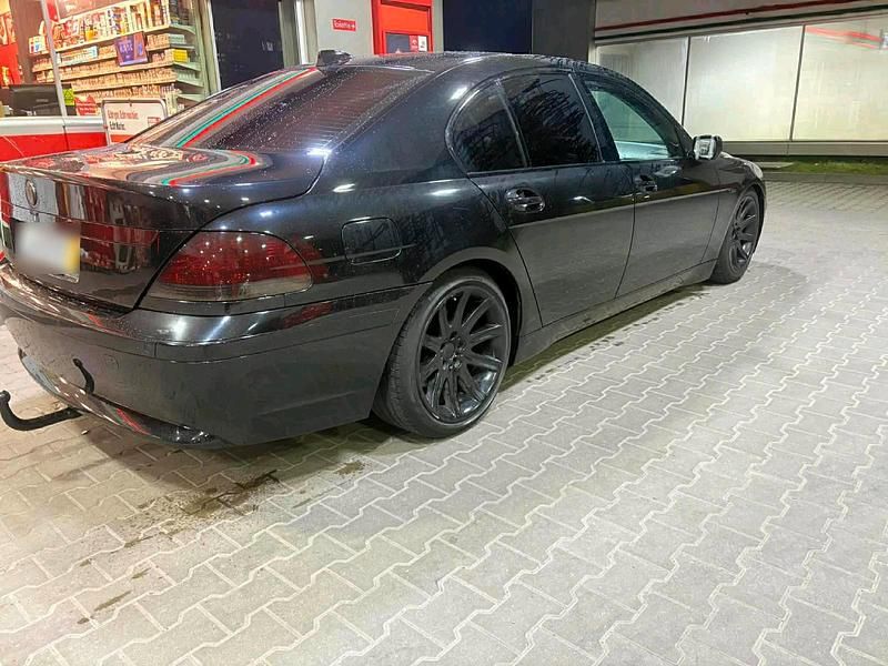 Gebraucht BMW 730 218 PS (160 kW) 2004 Schwarz Limousine