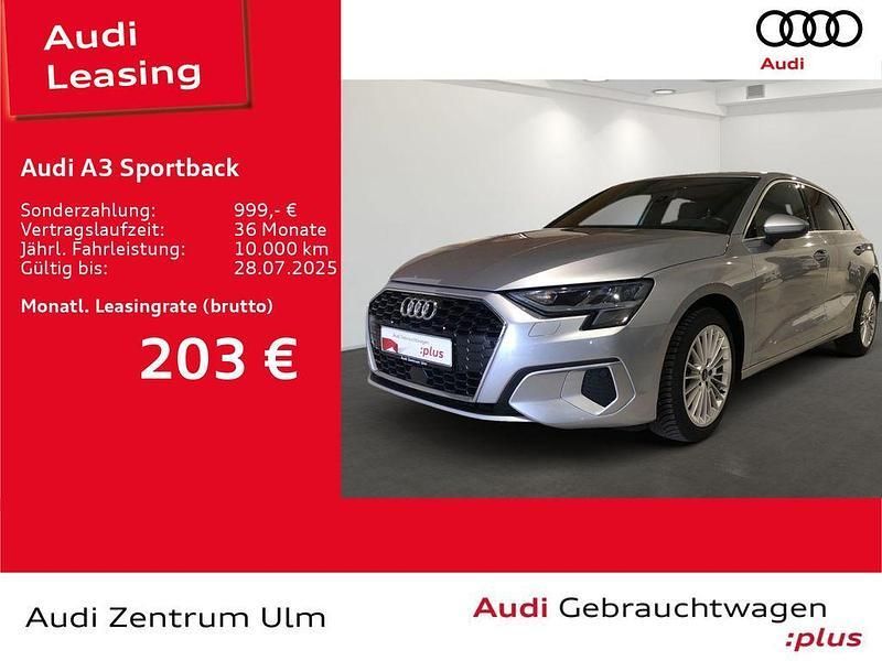 Florettsilber metallic (metallic) Gebraucht 2023 Audi A3 Sportback Advanced Plus Limousine | 29.980 € - Bild 1/2