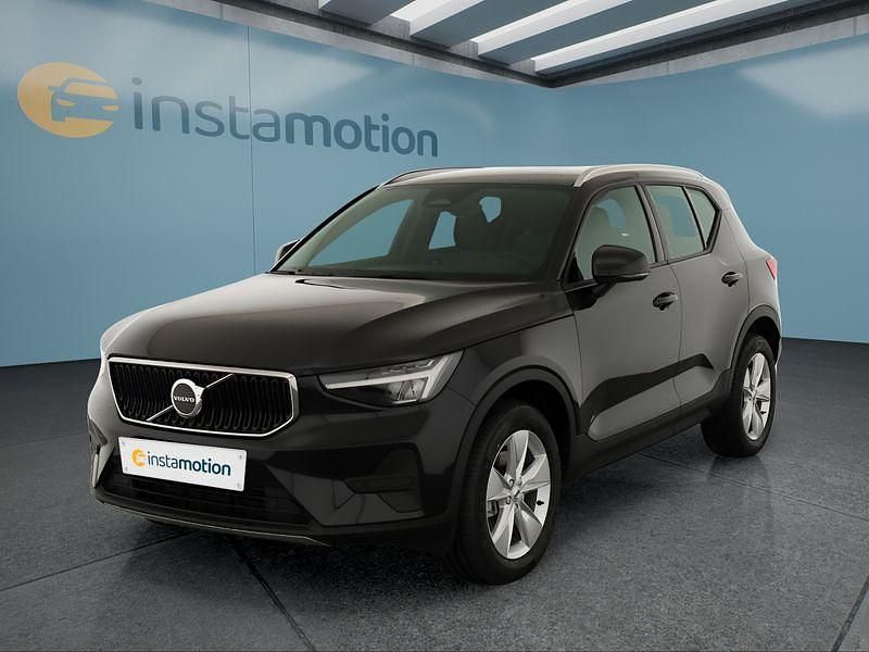 Schwarz Neu 2025 Volvo XC40 SUV | 36.949 € (Superpreis) - Bild 1/4