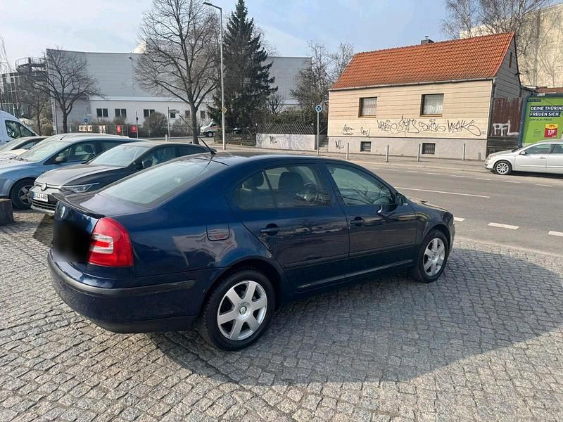 Gebraucht Skoda Octavia 150 PS (110 kW) 2005 Blau Limousine