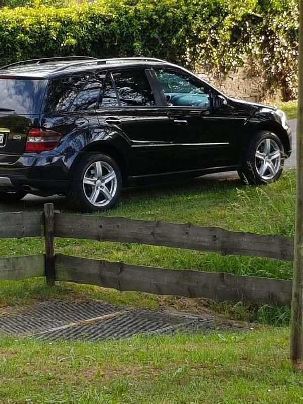 Gebraucht Mercedes ML350 272 PS (200 kW) 2006 SUV