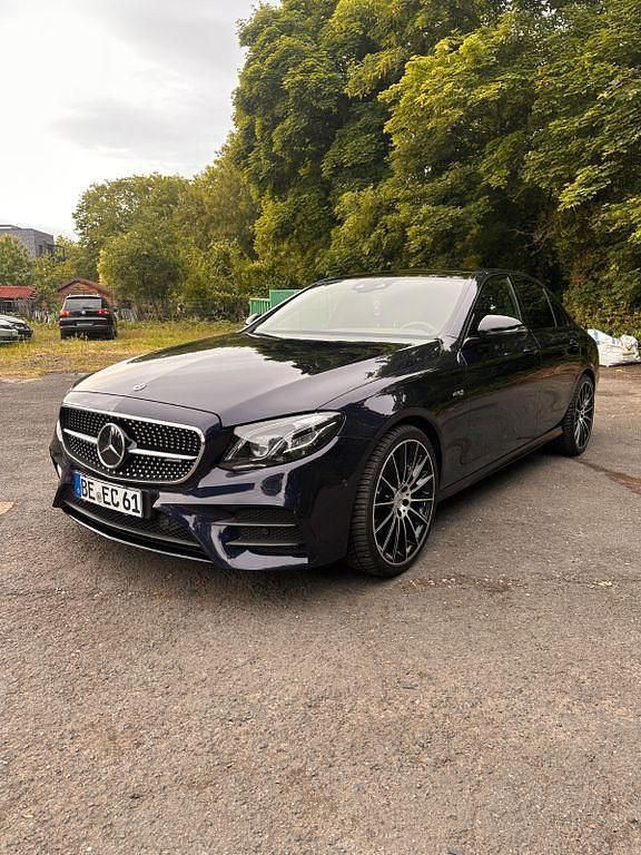 Blau Gebraucht 2017 Mercedes E43 AMG AMG Limousine | 32.990 € (Fairer Preis) - Bild 1/4