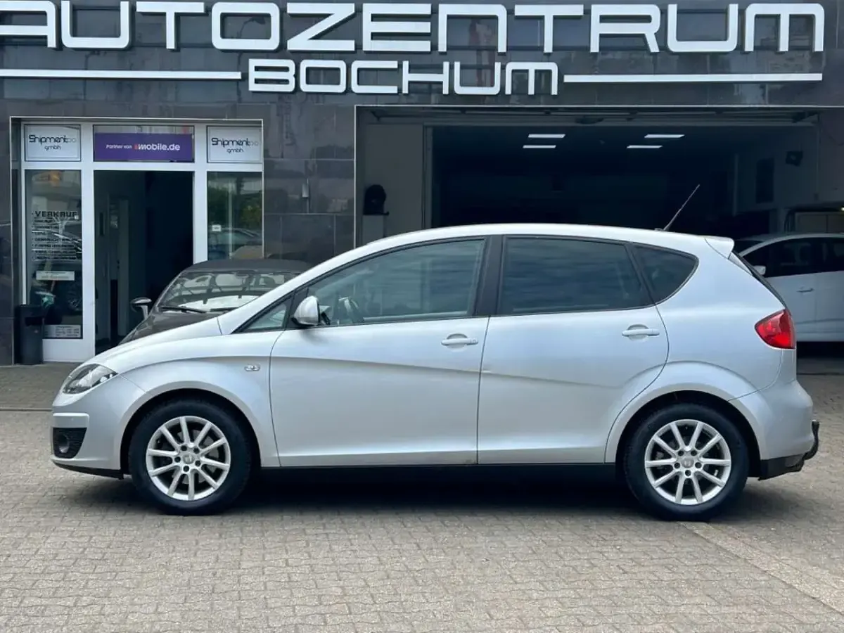 Gebraucht Seat Altea Stylance 125 PS (91 kW) 2013 Silber Kombi