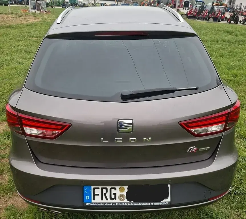 Gebraucht Seat Leon ST 4Drive 150 PS (110 kW) 2016 Grau Kombi