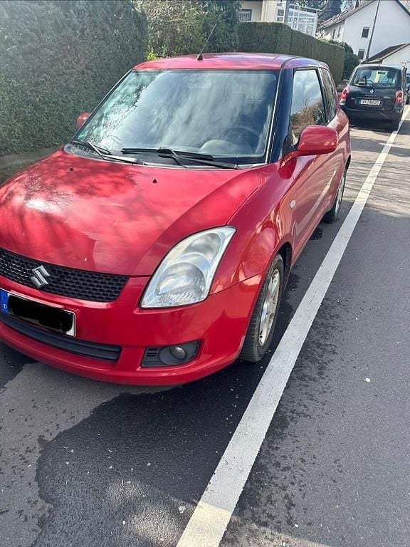 Gebraucht Suzuki Swift 92 PS (67 kW) 2008 Rot Kleinwagen