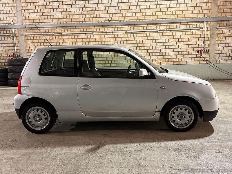Gebraucht VW Lupo 61 PS (44 kW) 2005 Silber Kleinwagen