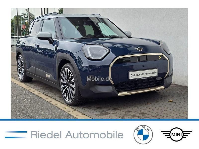 Blau Gebraucht 2024 Mini Aceman Favoured SUV | 41.790 € (Etwas zu teuer) - Bild 1/3