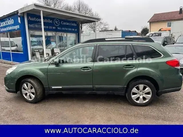 Gebraucht Subaru Outback Trend 167 PS (122 kW) 2012 Grün Kombi