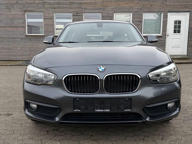 Gebraucht BMW 116 Advantage 116 PS (85 kW) 2018 Grau Kleinwagen