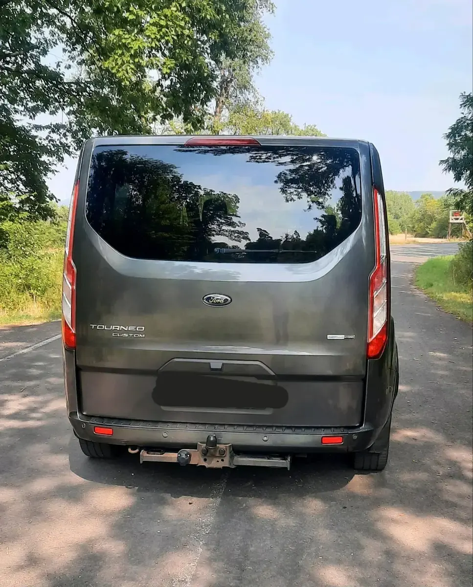 Gebraucht Ford Tourneo Custom Titanium 185 PS (136 kW) 2020 Grau Van