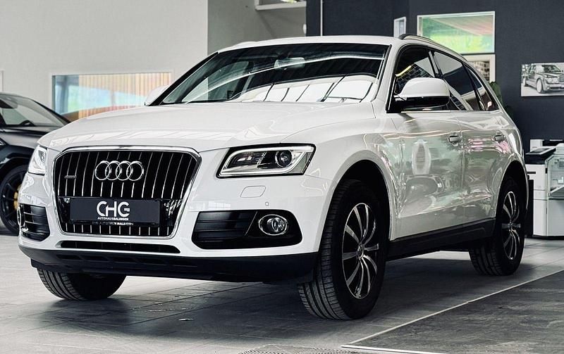 Second-hand Audi Q5 Ambiente 163 CP (119 kW) 2015 Alb SUV