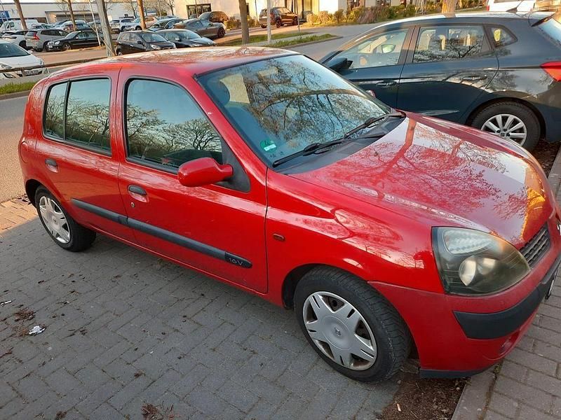 Gebraucht Renault Clio II 75 PS (55 kW) 2001 Limousine