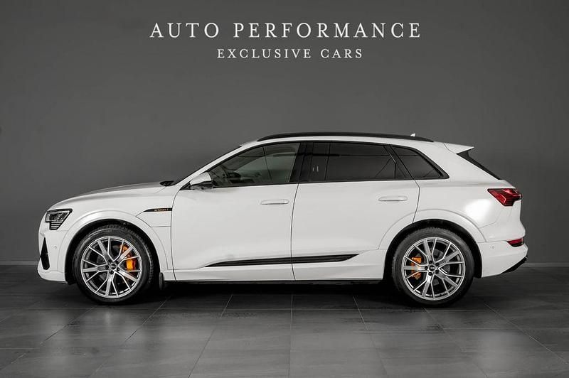 Gebraucht Audi e-tron S-Line 300 kW (408 PS) 2021 Weiß SUV