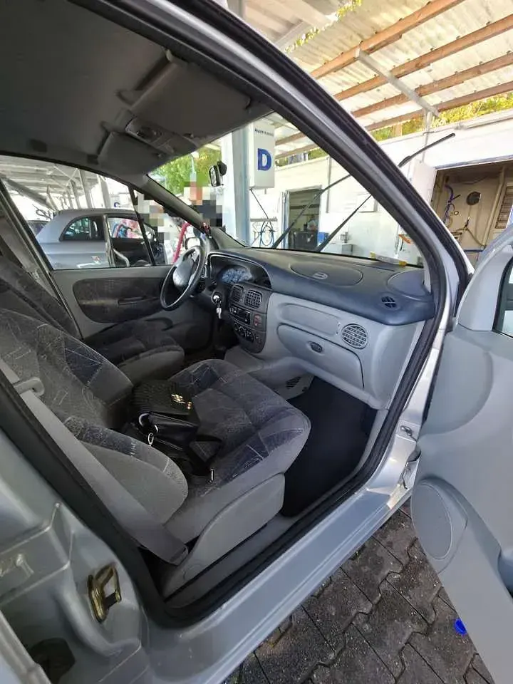 Gebraucht Renault Scénic 107 PS (78 kW) 1999 Grau Van / Kleinbus