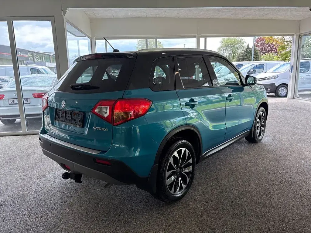 Używany Suzuki Vitara Active 120 KM (88 kW) 2015 Zielony SUV