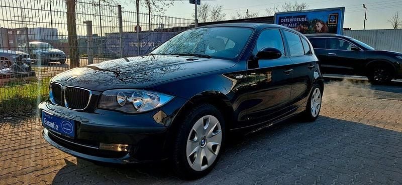 Gebraucht BMW 116 122 PS (89 kW) 2009 Schwarz Kleinwagen