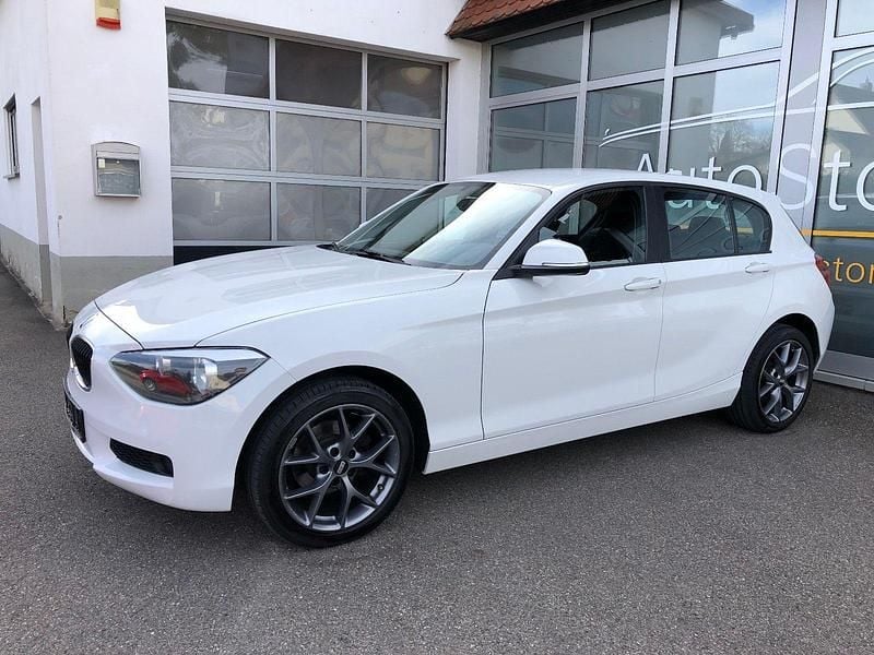 Gebraucht BMW 116 Advantage 136 PS (100 kW) 2014 Weiß Kleinwagen