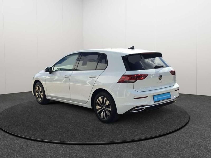 Gebraucht VW Golf VIII Move 150 PS (110 kW) 2024 Pure white Limousine