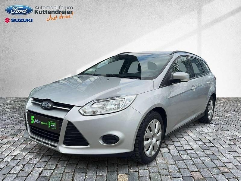 Gebraucht Ford Focus Trend 105 PS (77 kW) 2012 Polarsilber metallic Kombi