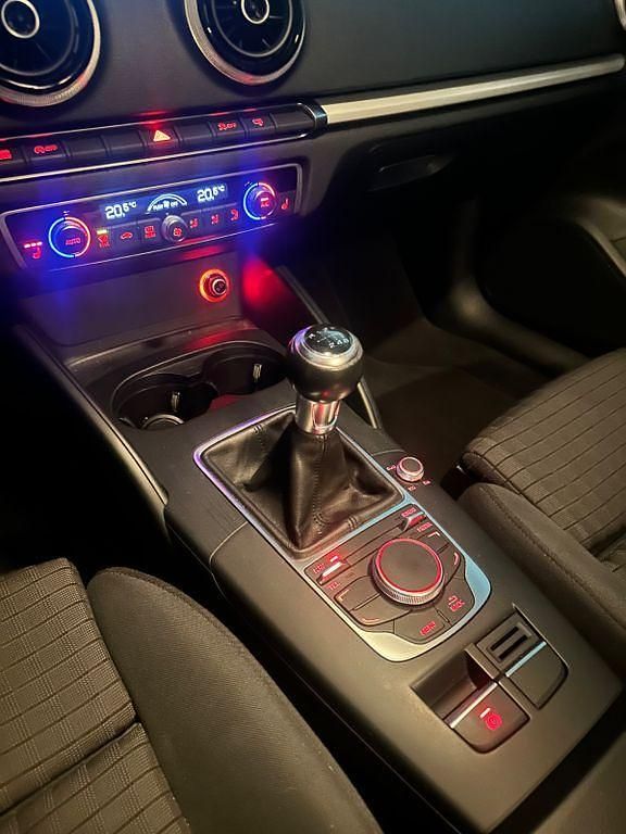 Schwarz Gebraucht 2015 Audi A3 S-Line Limousine | 13.900 € (Guter Preis) - Bild 1/4