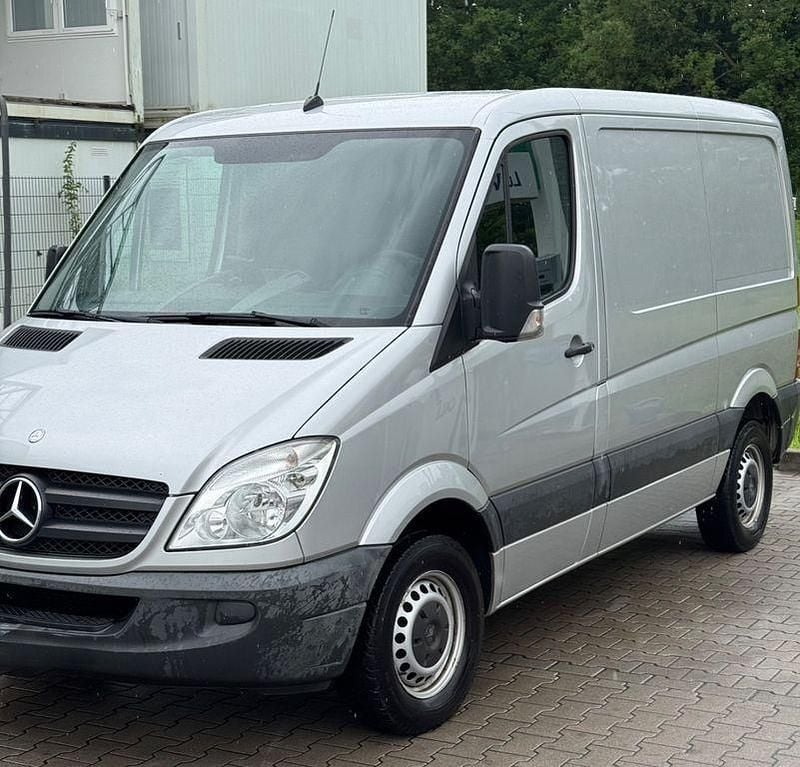 Silber Gebraucht 2009 Mercedes Sprinter Van | 7.390 € (Superpreis) - Bild 1/4