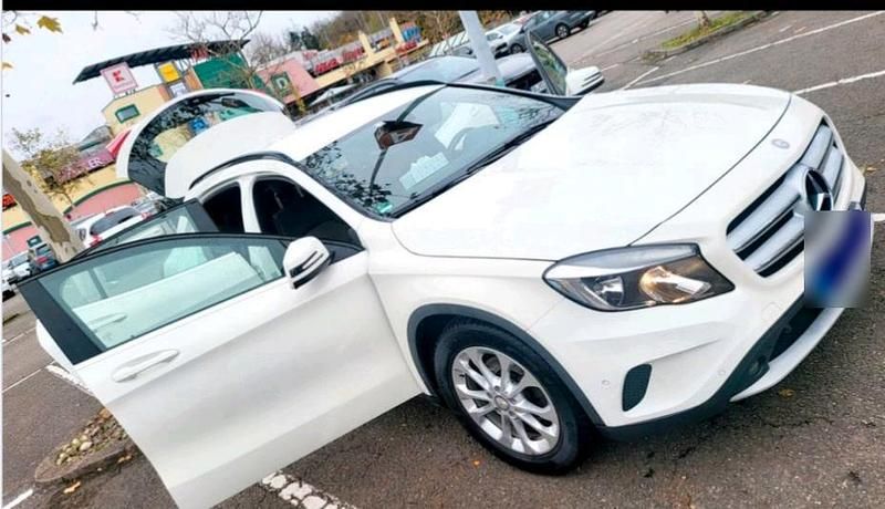 Gebraucht Mercedes GLA200 156 PS (114 kW) 2014 Weiß SUV