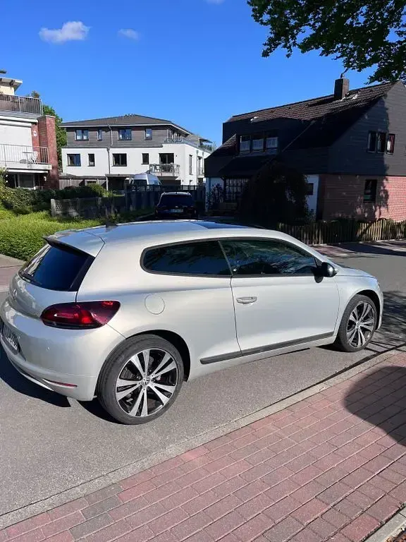 Gebraucht VW Scirocco 160 PS (117 kW) 2011 Grau Coupé