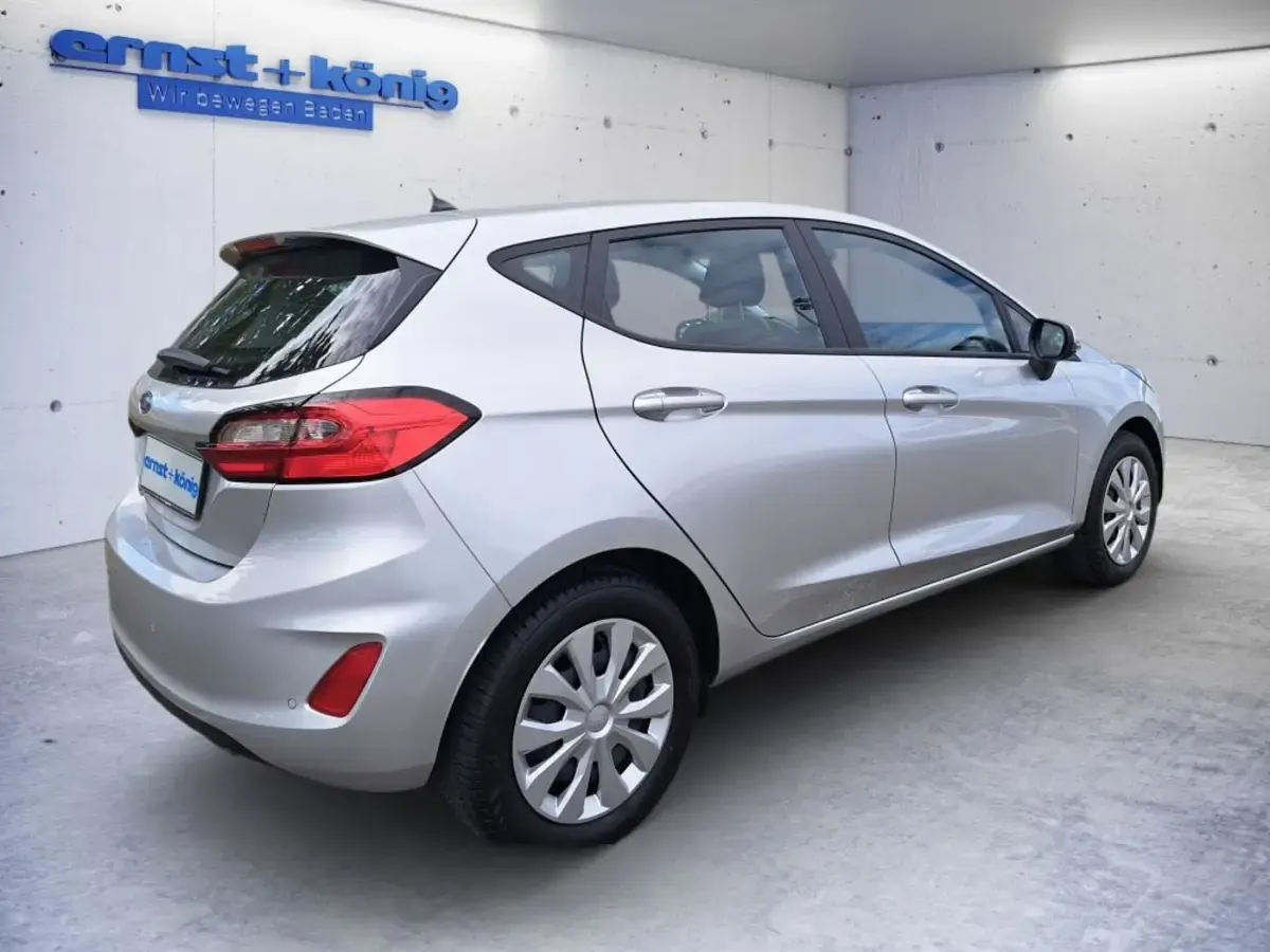 Gebraucht Ford Fiesta Cool & Connect 101 PS (74 kW) 2023 Kleinwagen