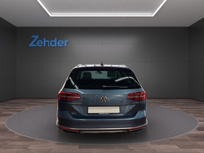 Gebraucht VW Passat Alltrack 190 PS (139 kW) 2017 Blau Kombi