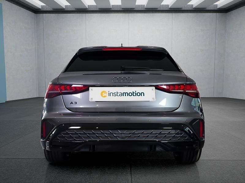 Gebraucht Audi A3 Sportback 150 PS (110 kW) 2025 Grau Kleinwagen