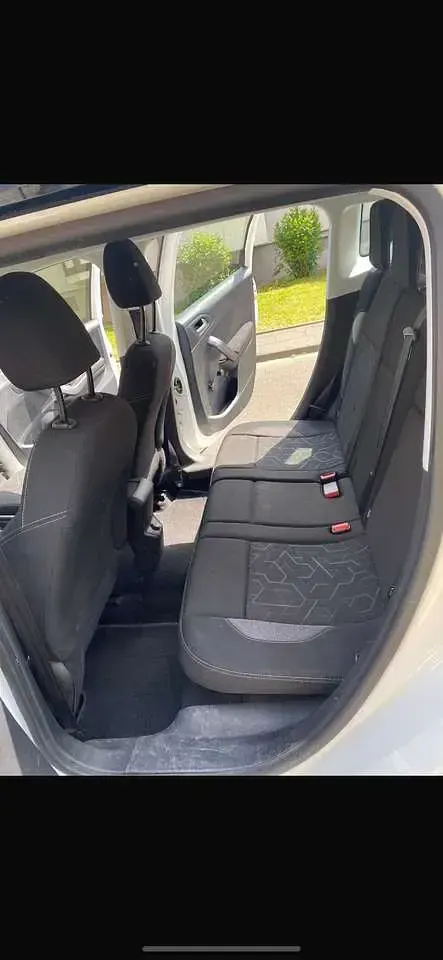 Second-hand Peugeot 2008 Active 82 CP (60 kW) 2017 SUV