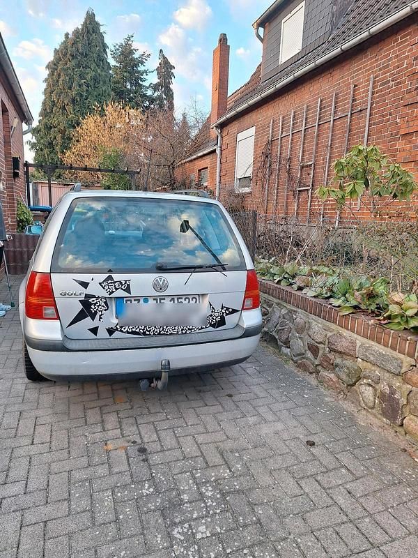 Gebraucht VW Golf IV 115 PS (84 kW) 2000 Silber Kombi