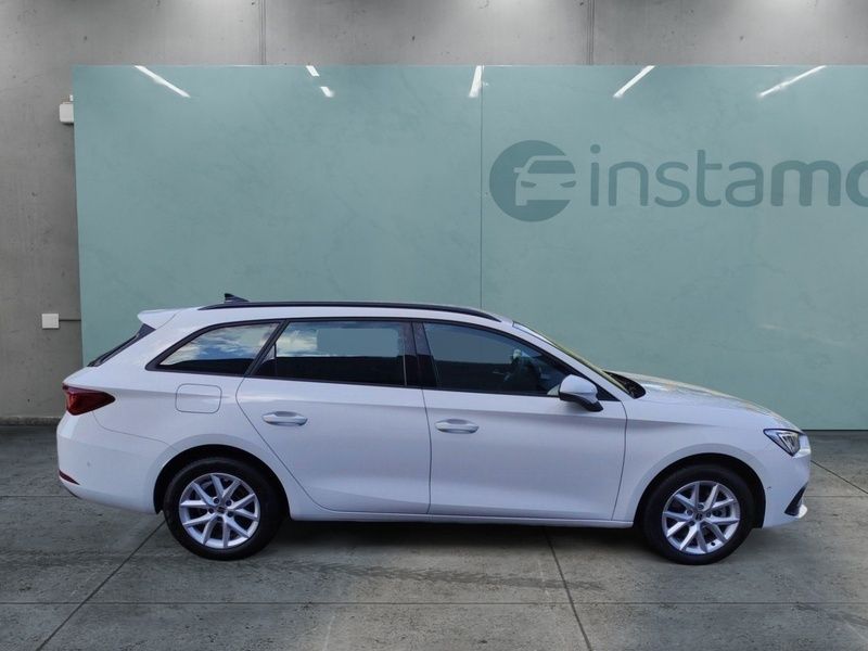 Gebraucht Seat Leon 150 PS (110 kW) 2023 Weiß Van / Kleinbus