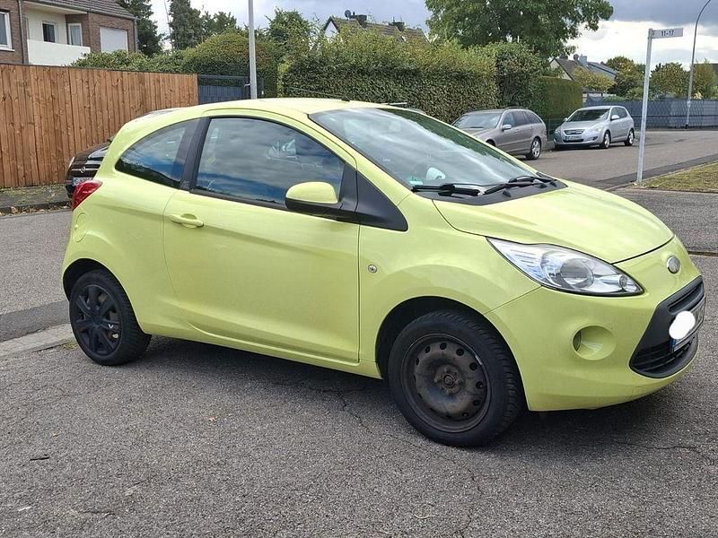 Gelb Gebraucht 2010 Ford Ka Titanium Kleinwagen | 2.800 € (Fairer Preis) - Bild 1/4