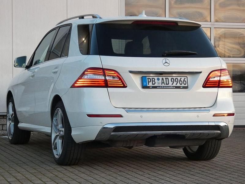 Gebraucht Mercedes ML350 258 PS (189 kW) 2014 Weiß SUV