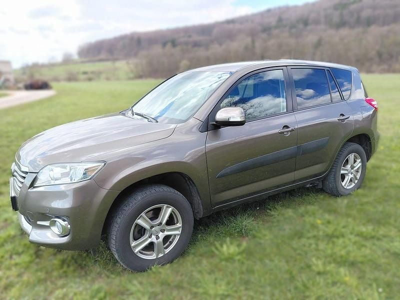 Gebraucht Toyota RAV4 Multidrive S 158 PS (116 kW) 2011 Braun SUV