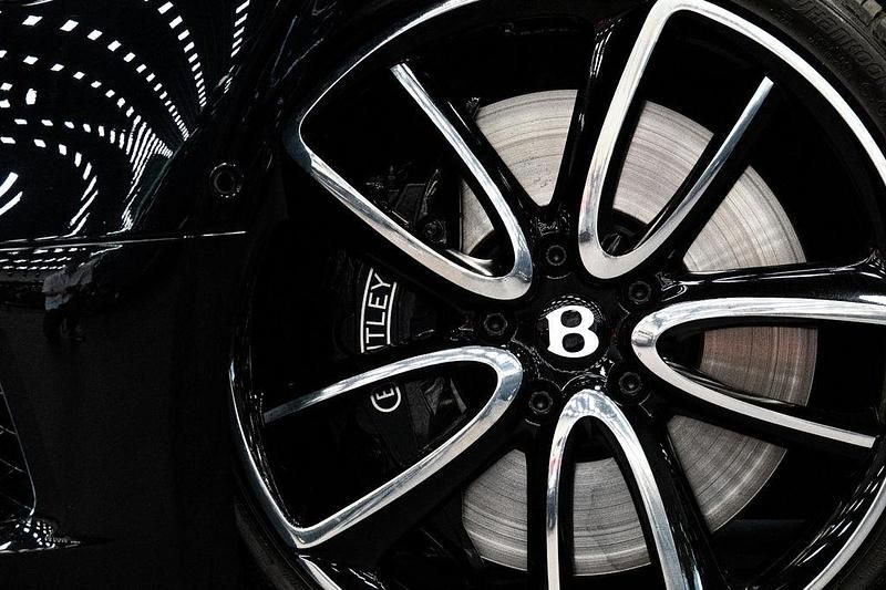 Gebraucht Bentley Continental GT Convertible 549 PS (403 kW) 2021 Schwarz Cabrio