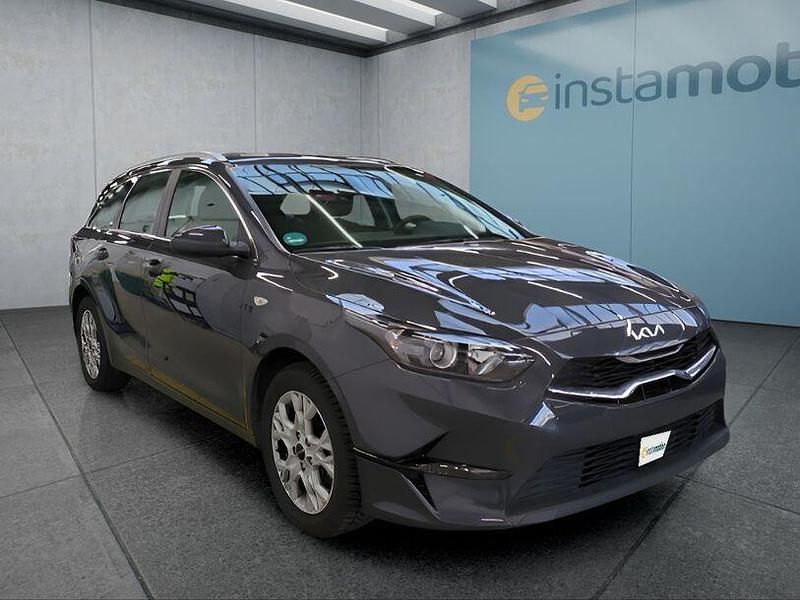 Second-hand Kia Ceed 140 CP (102 kW) 2025 Gri Hatchback