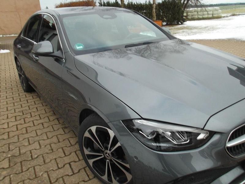 Gebraucht Mercedes C220 Avantgarde 200 PS (147 kW) 2021 Grau Limousine