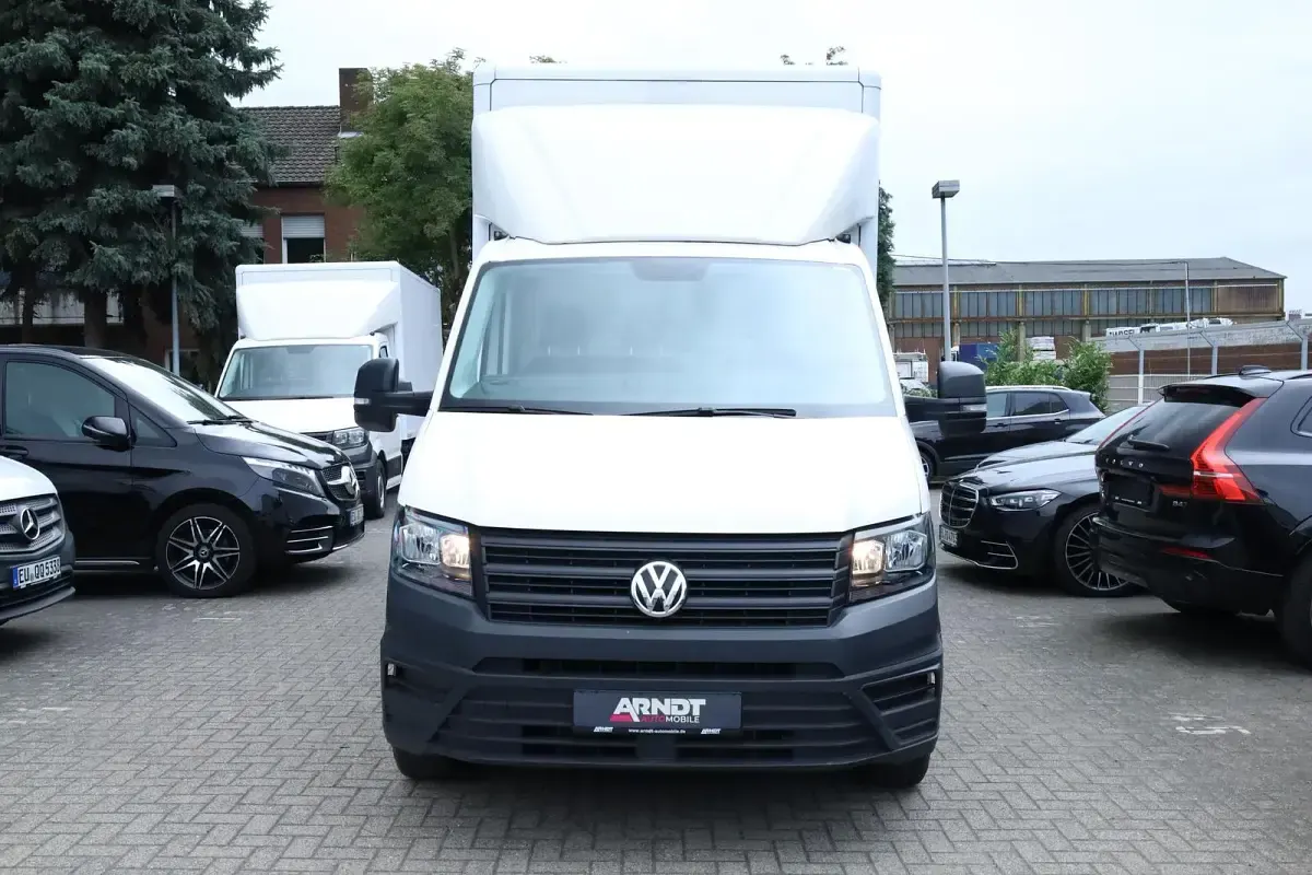 Gebraucht VW Crafter 177 PS (130 kW) 2024 Candyweiß Van