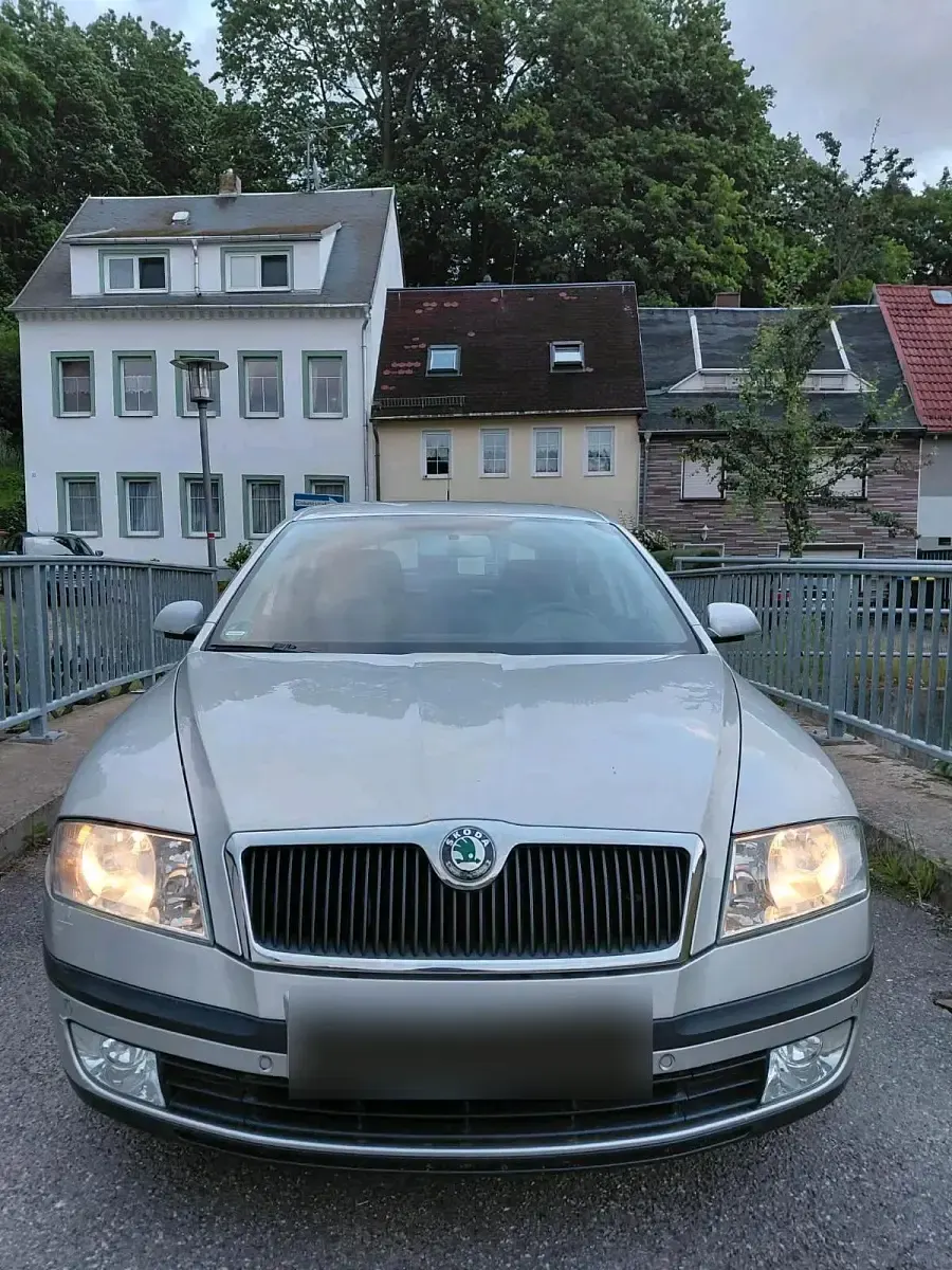 Gebraucht Skoda Octavia 2005 Silber Limousine