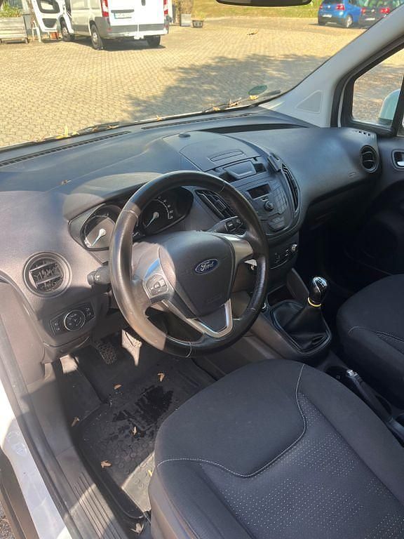 Gebraucht Ford Transit 75 PS (55 kW) 2016 Weiß Van / Kleinbus