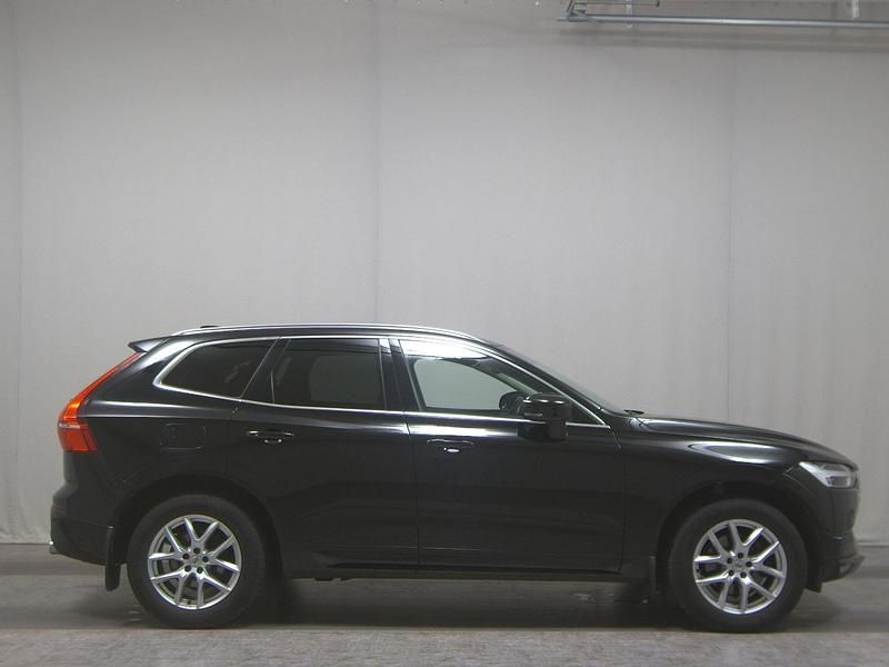 Schwarz Gebraucht 2020 Volvo XC60 Momentum SUV | 28.680 € (Superpreis) - Bild 1/4