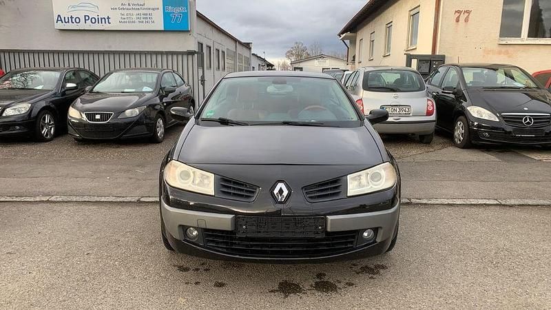 Gebraucht Renault Mégane Cabriolet Dynamique 135 PS (99 kW) 2007 Schwarz Cabrio