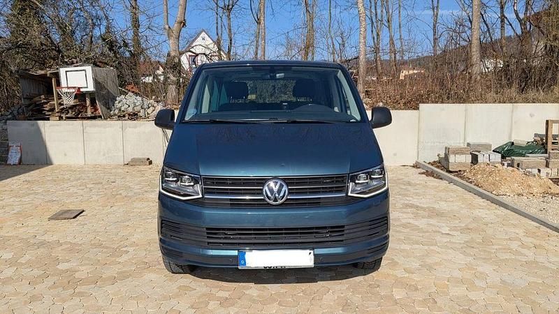 Second-hand VW T6 150 CP (110 kW) 2018 Verde Van