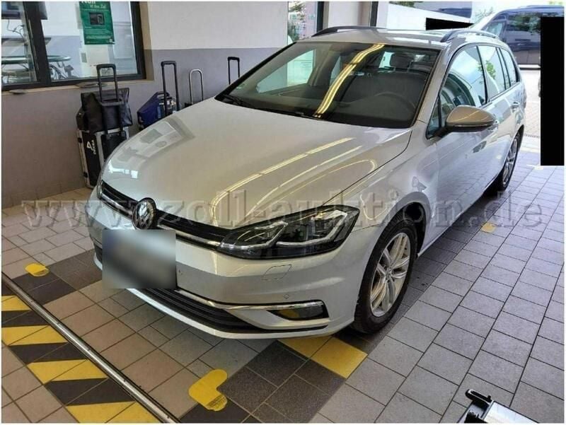 Silber Gebraucht 2019 VW Golf VII Comfortline Kombi | 16.400 € (Guter Preis) - Bild 1/4