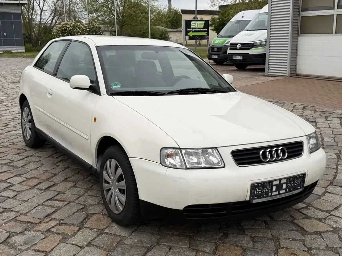 Gebraucht Audi A3 Ambition 101 PS (74 kW) 2000 Weiß Kleinwagen
