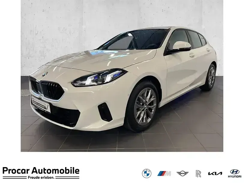 Gebraucht BMW 120 Sport Line 170 PS (125 kW) 2025 Kleinwagen