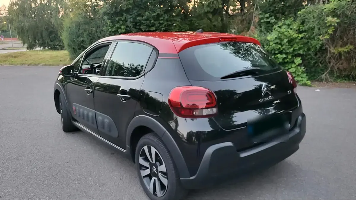 Gebraucht Citroën C3 82 PS (60 kW) 2017 Schwarz Kleinwagen